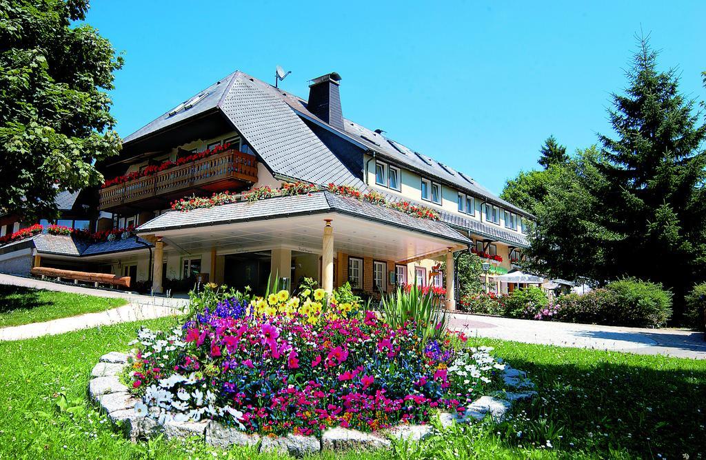 Hotel Schwarzwald-Resort Roessle Todtmoos Extérieur photo